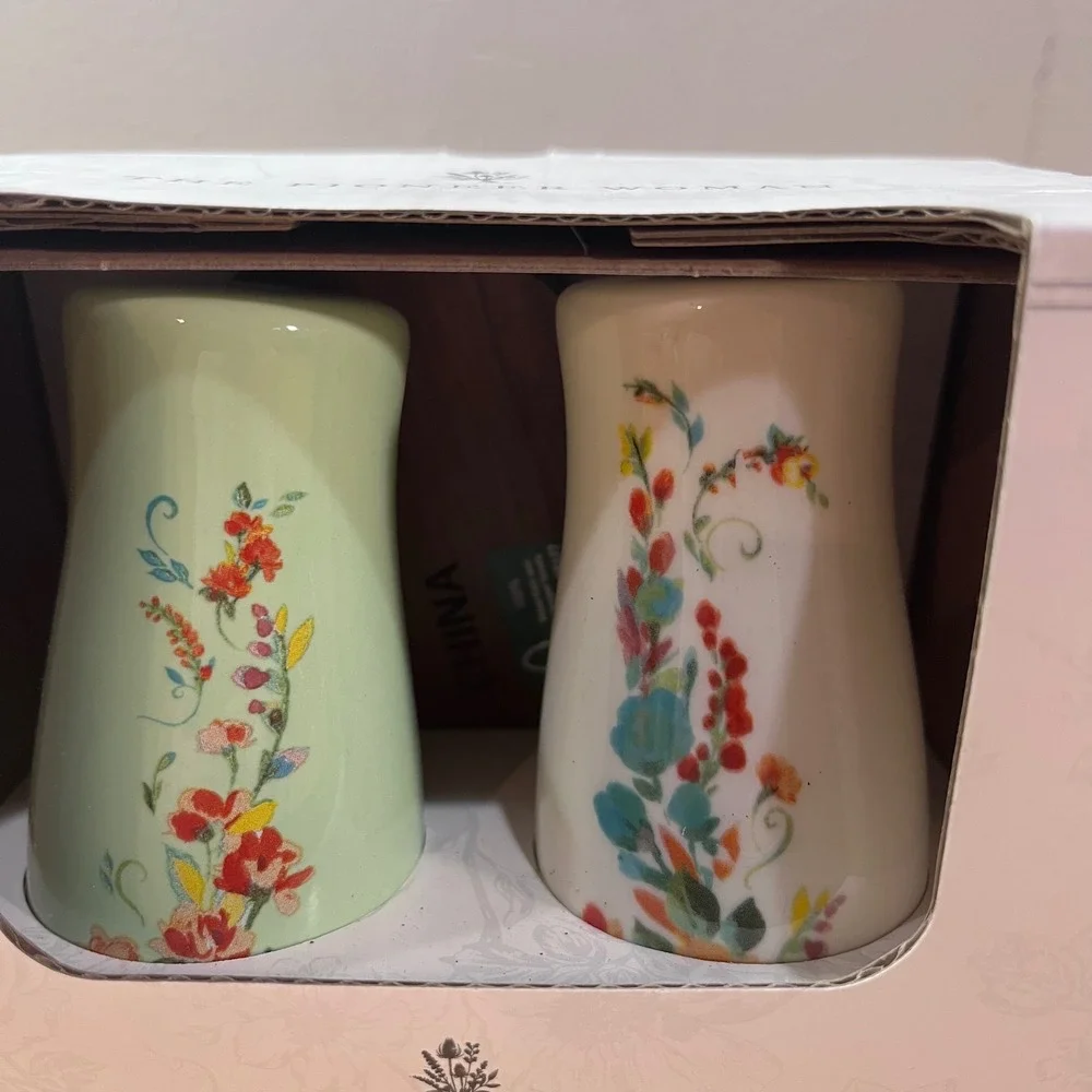 The Pioneer Woman Painted Meadow Salt & Pepper Shaker Set 3pc Stoneware Acacia